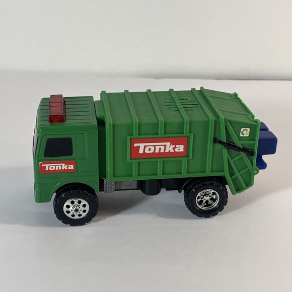 Tonka Green Recycling Truck 7"  Battery Operated Noise and Lights 2008 Cans Move - Picture 3 of 8